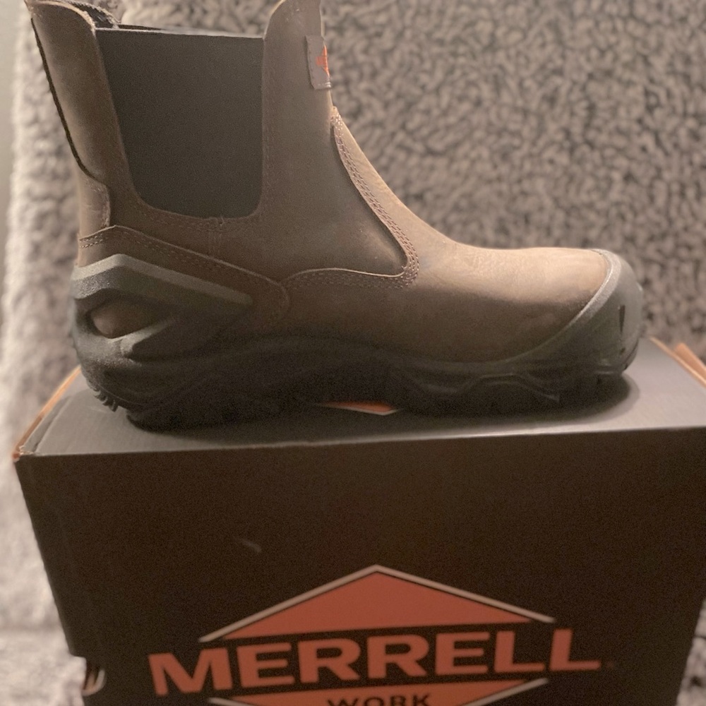 Brand new mens Merrell work boots